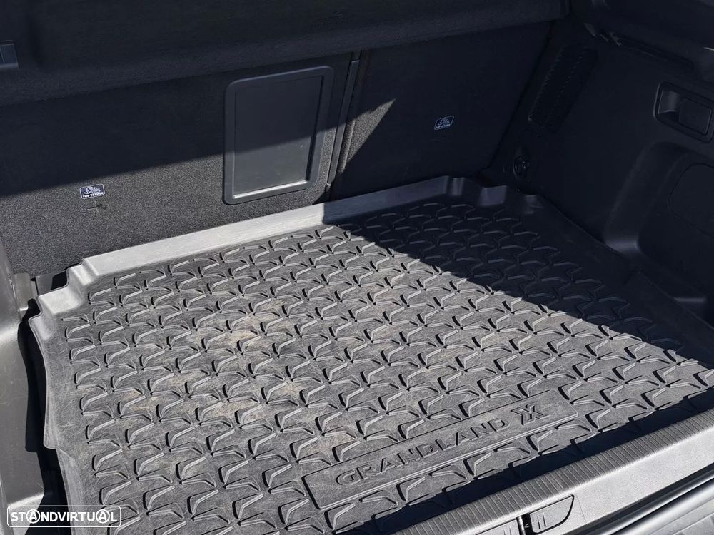 Opel Grandland X 1.2 S&S Auto Ultimate - 32