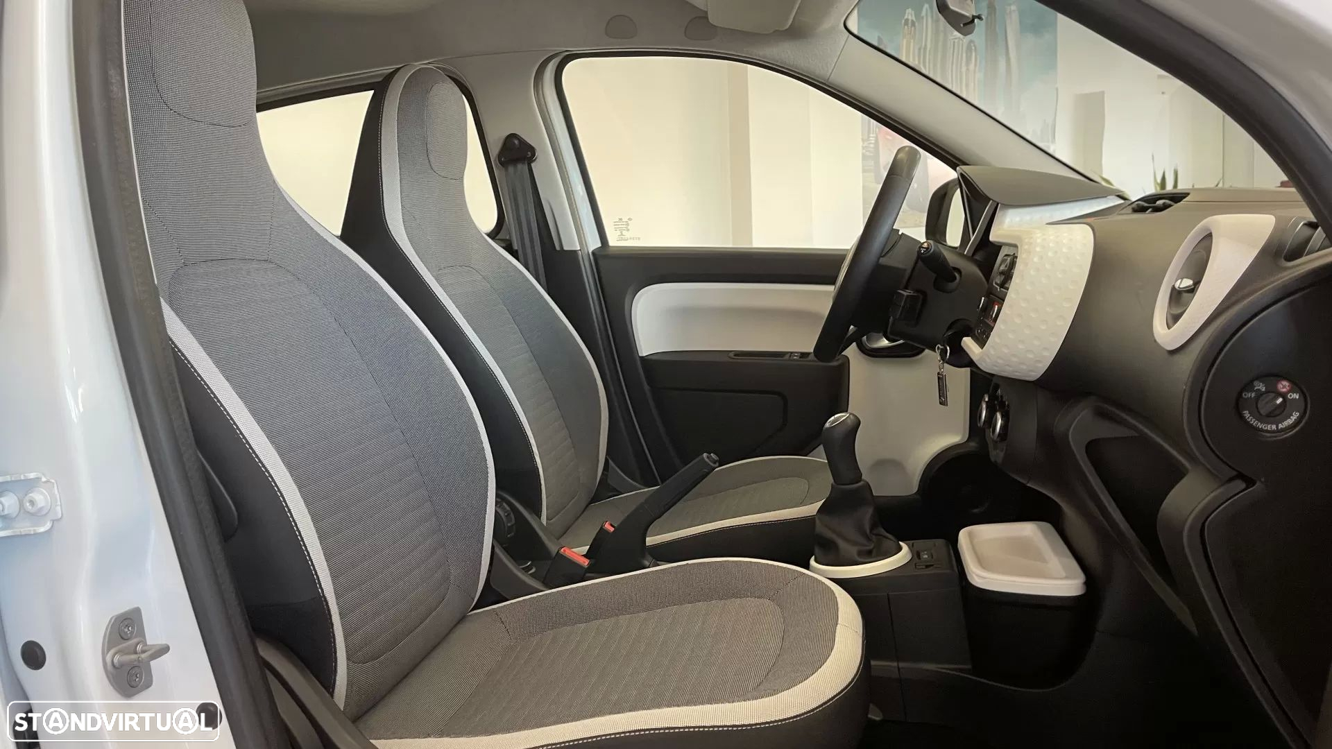Renault Twingo 1.0 SCe Limited - 19