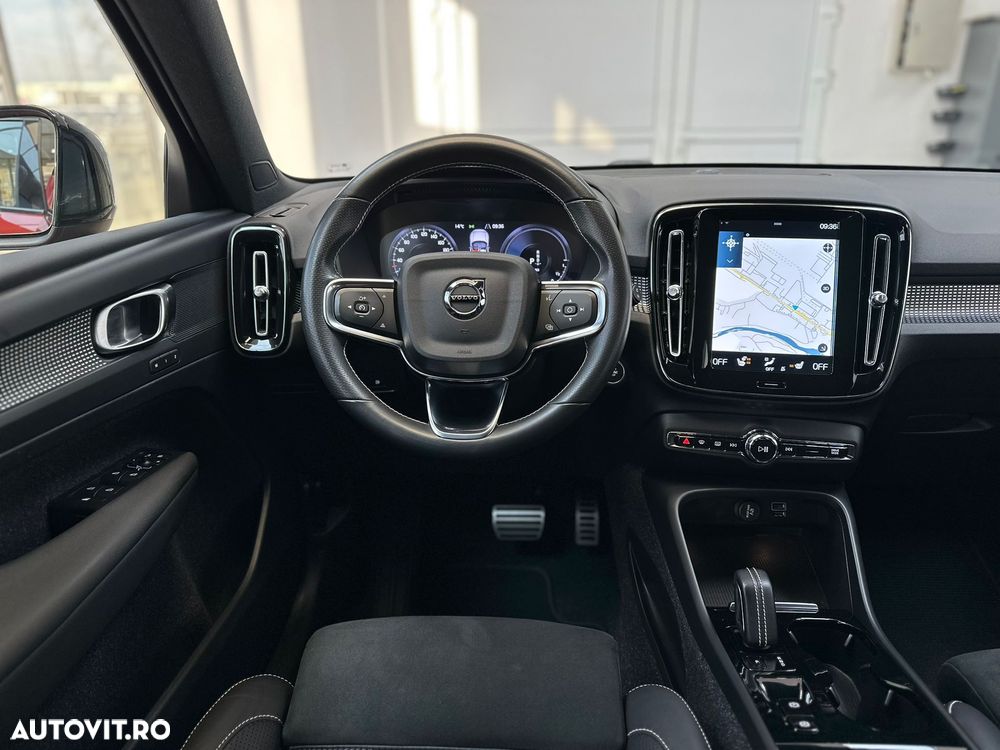 Volvo XC 40 T5 Twin Engine DKG R-Design - 11