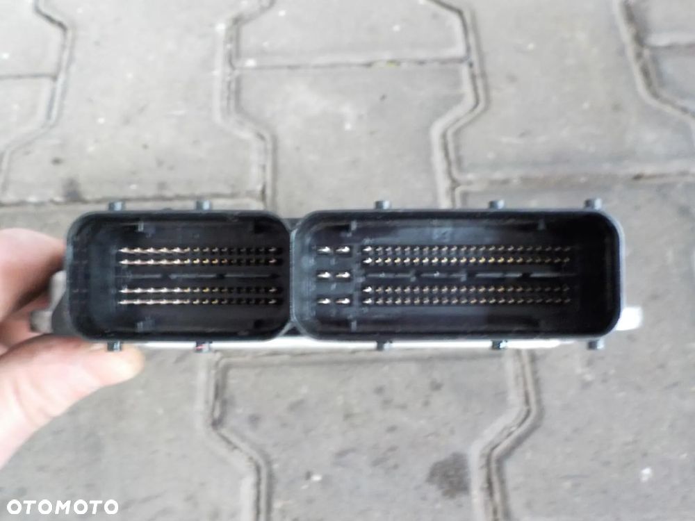 VW T5 2.0 TDI KOMPUTER STEROWNIK 03L907309M - 4