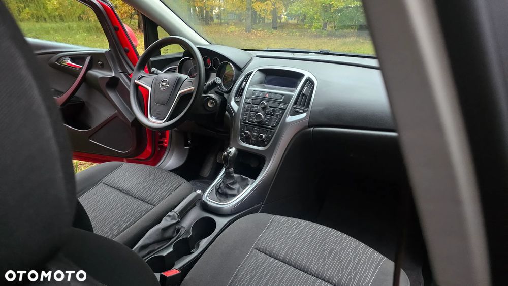 Opel Astra 1.6 Exklusiv - 30