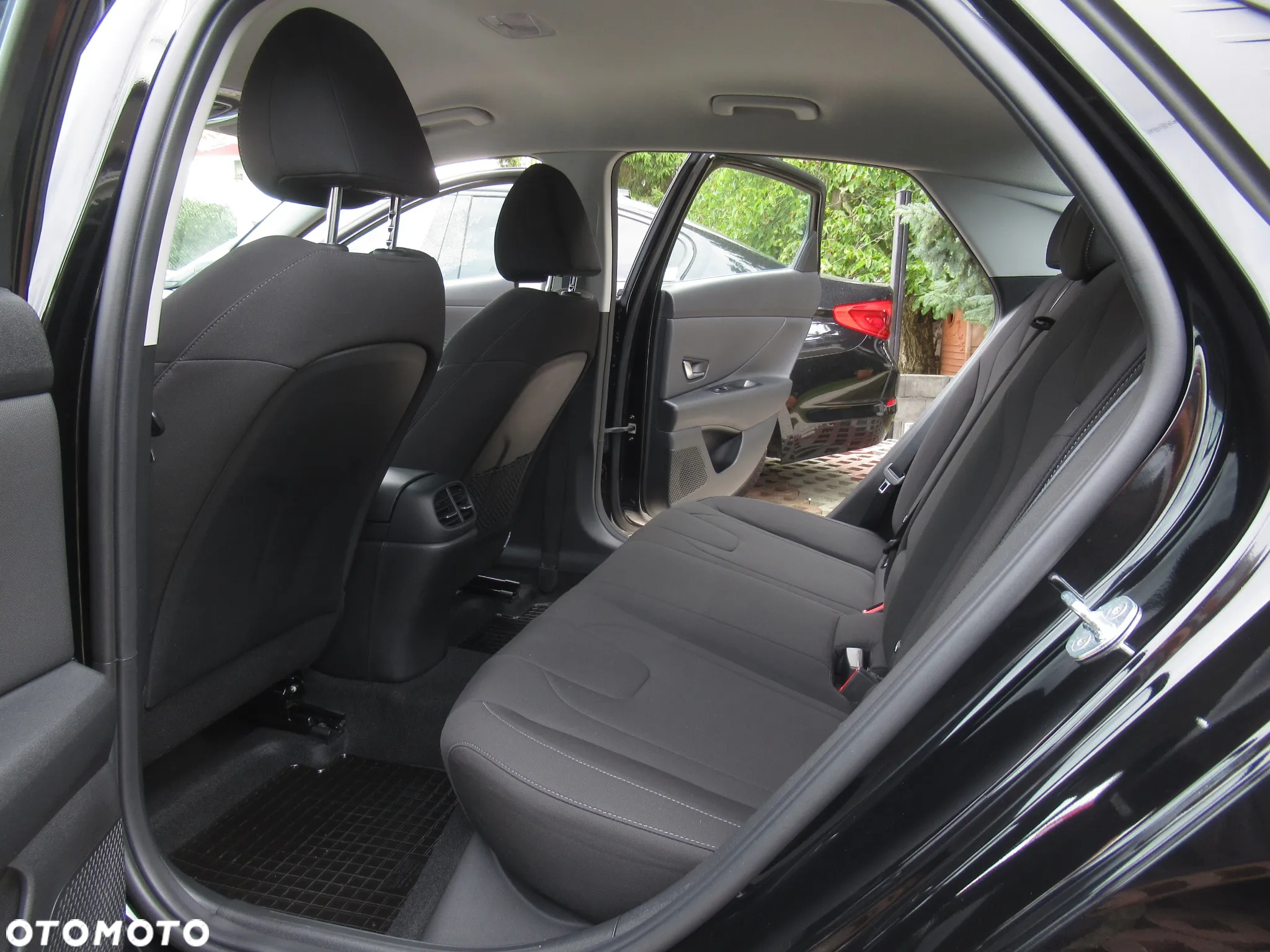 Hyundai Elantra 1.6 Executive CVT - 8