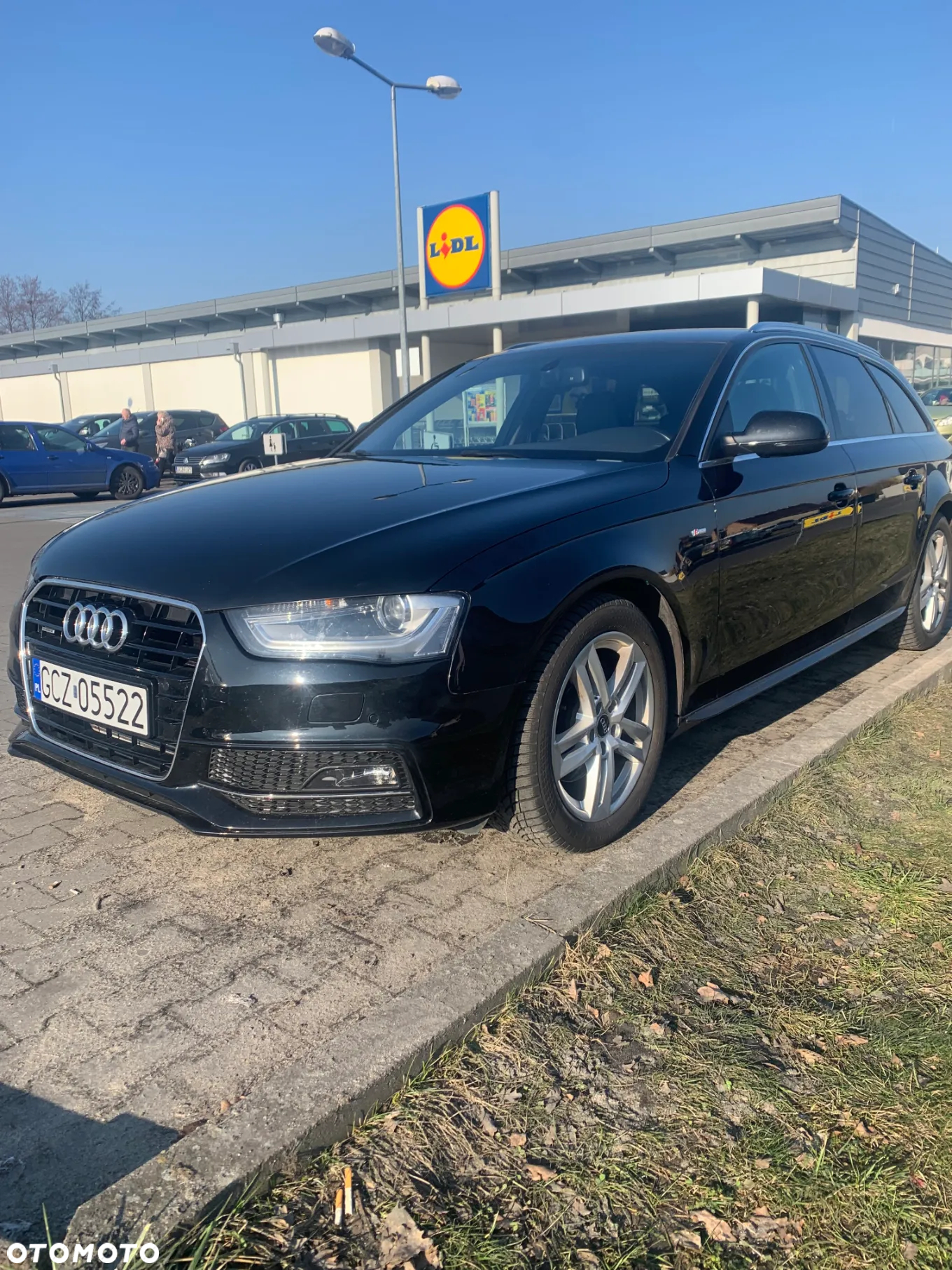 Audi A4 Avant 2.0 TDI DPF quattro S tronic S line Sportpaket - 2