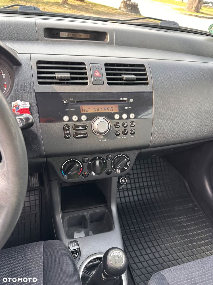 Suzuki Swift 1.2 4x4 Club - 9