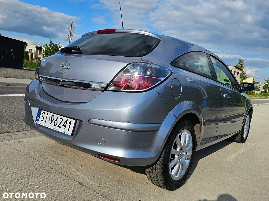 Opel Astra GTC 1.6 Edition Plus - 5