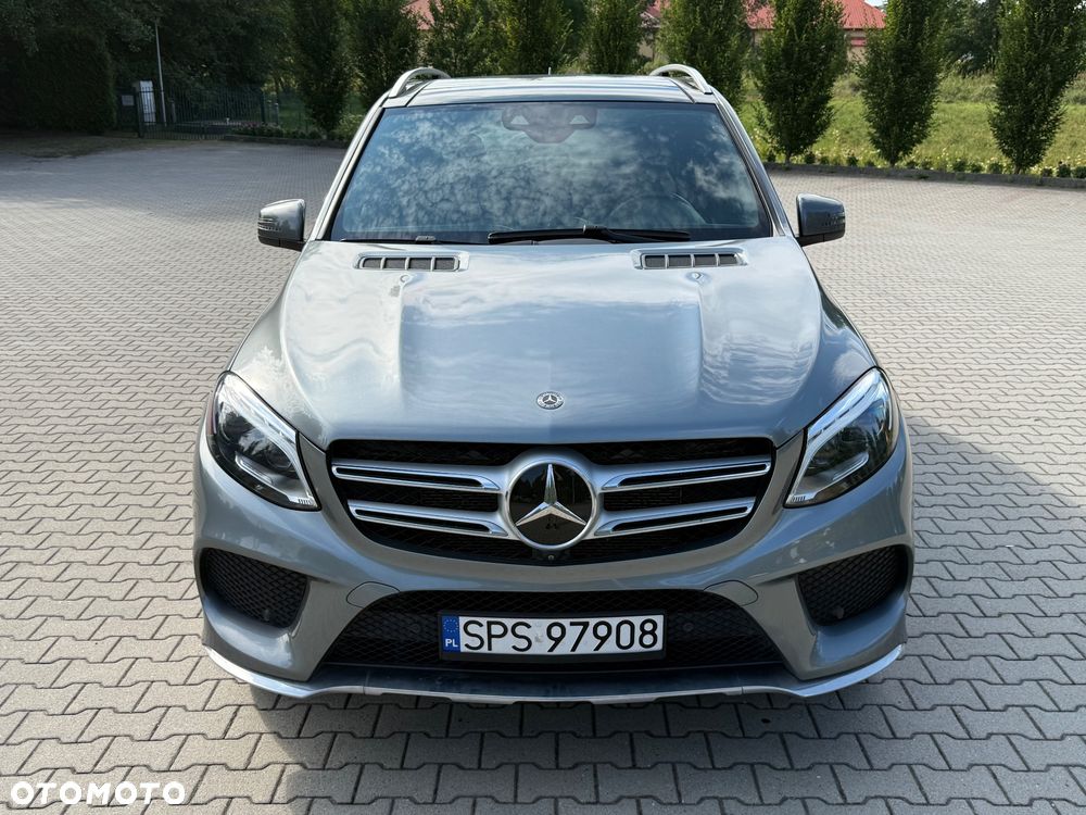 Mercedes-Benz GLE - 18