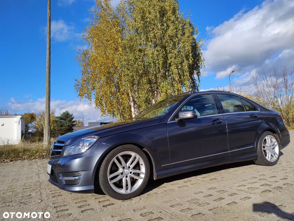 Mercedes-Benz Klasa C 350 T (BlueEFFICIENCY) 7G-TRONIC Avantgarde - 7