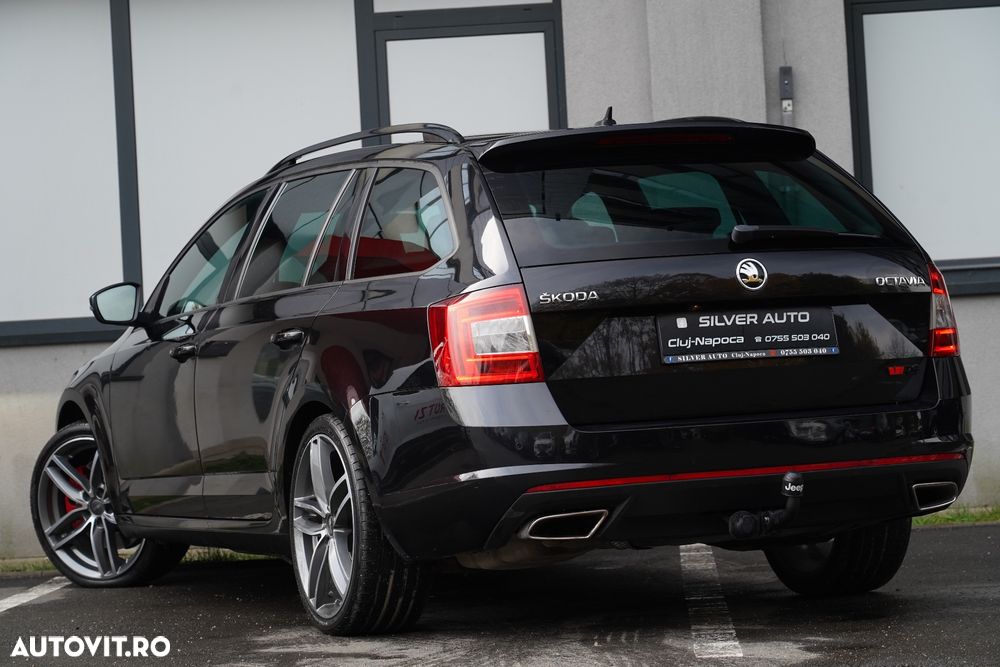 Skoda Octavia 2.0 TDI DSG RS - 22