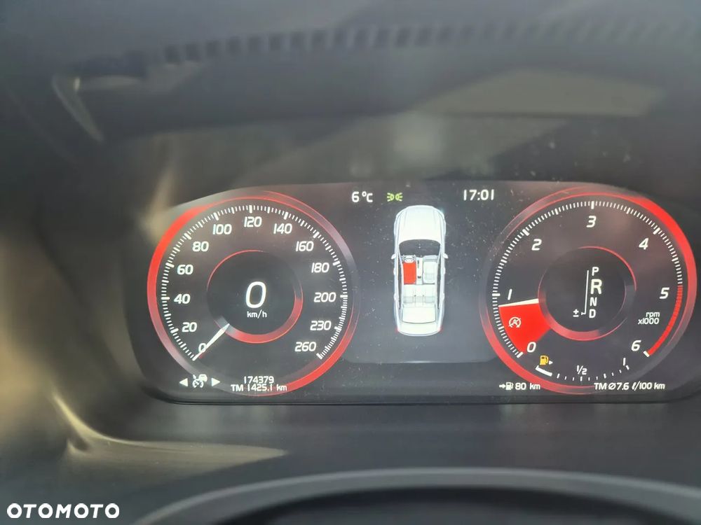 Volvo S90 D4 R-Design - 11