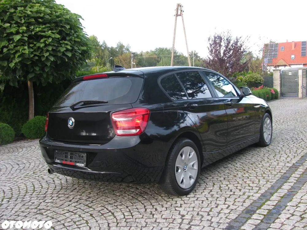 BMW Seria 1 116i - 33