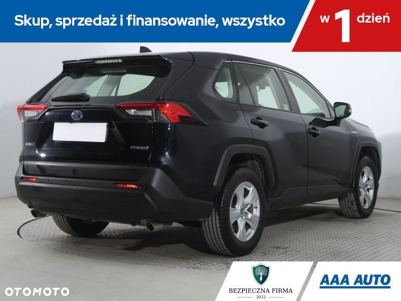 Toyota RAV4 - 6