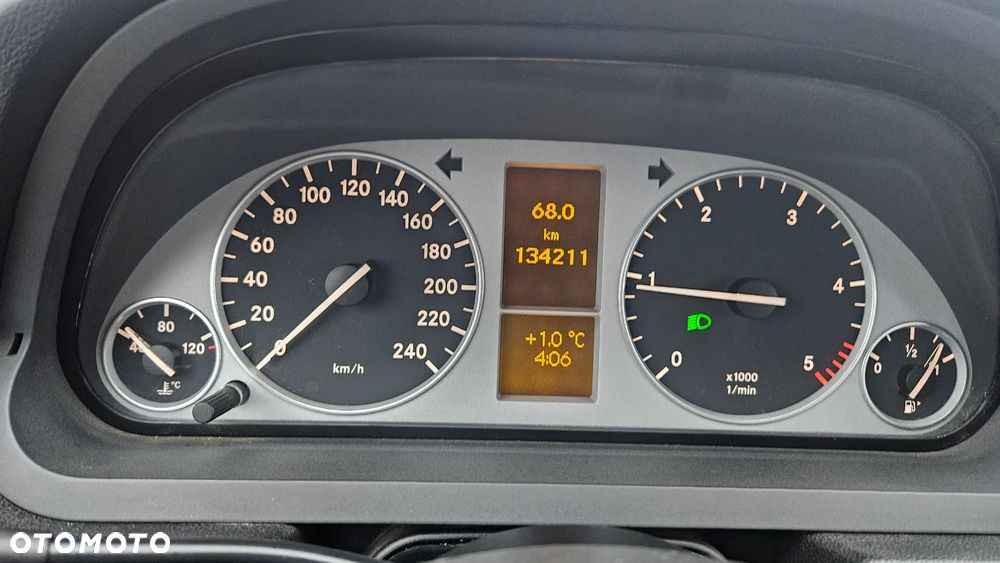 Mercedes-Benz Klasa B 200 CDI Elegance DPF Edition 10 - 37