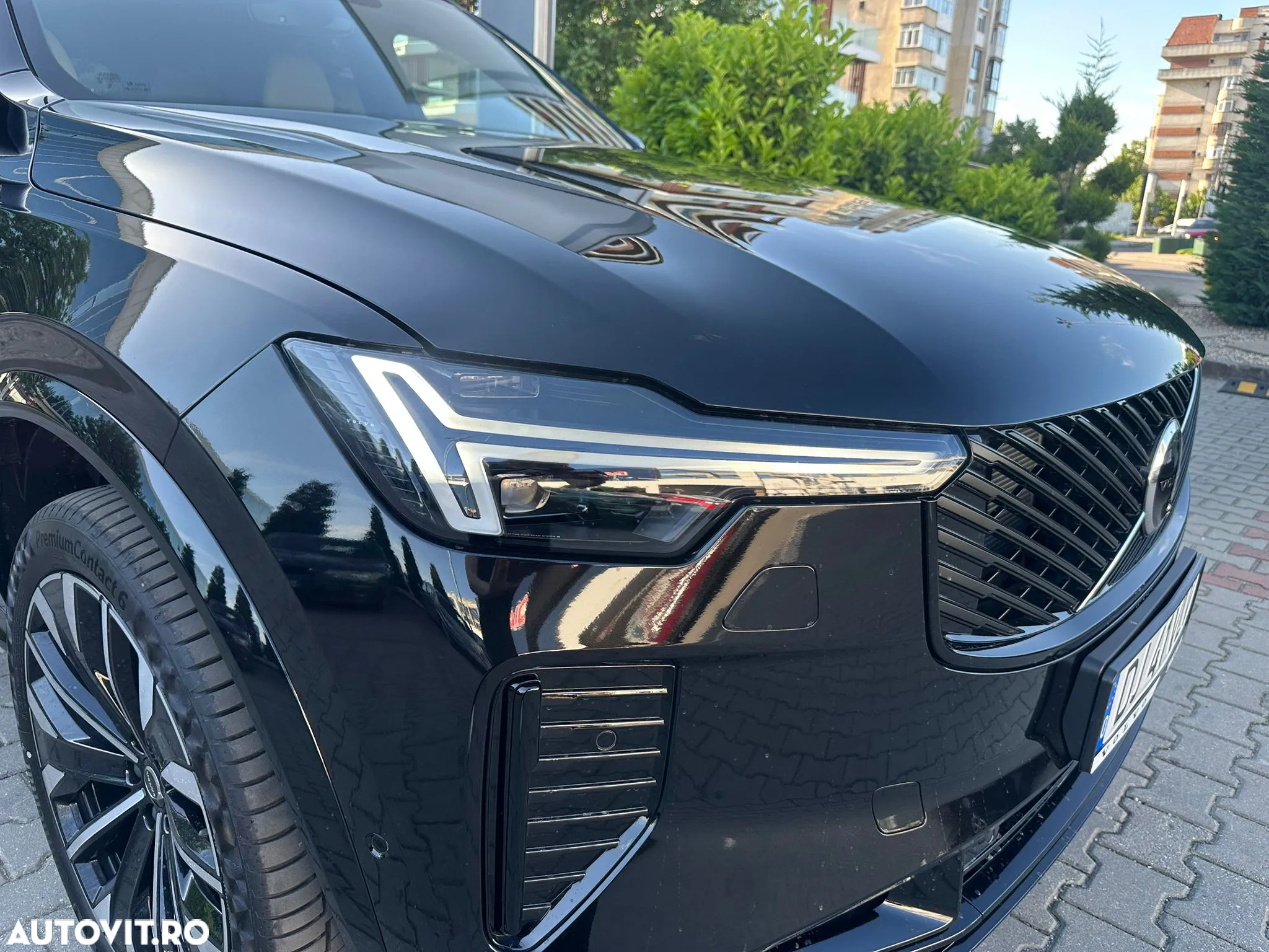 Volvo XC 90 T8 AWD PHEV Ultra Dark - 5