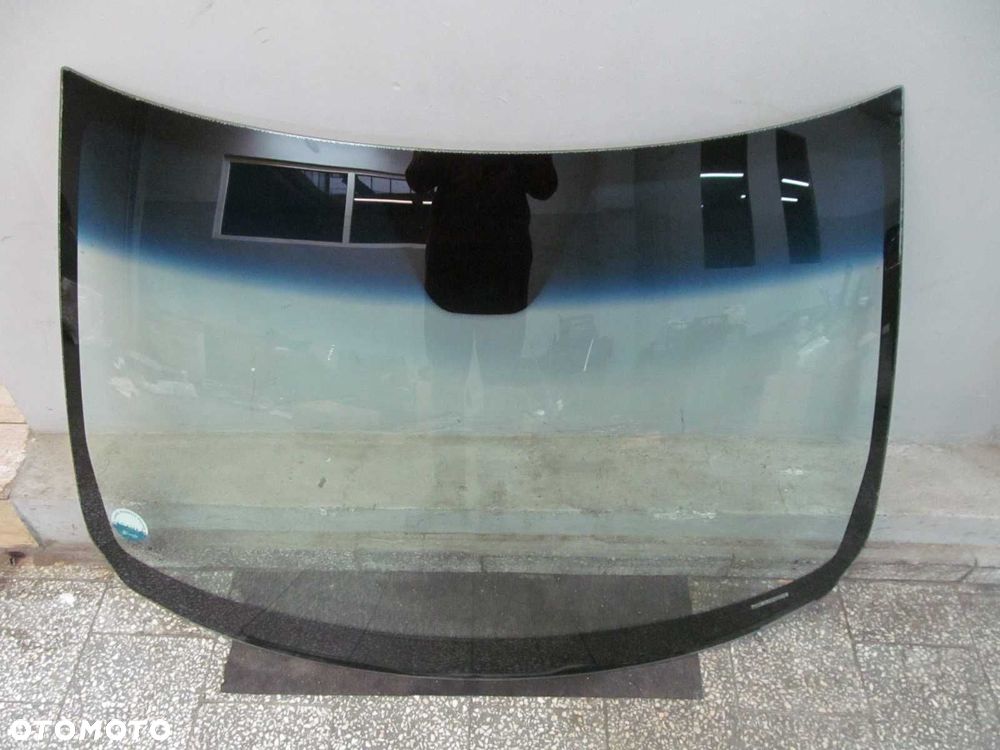VOLVO XC90 SZYBA CZOLOWA PRZEDNIA PRZOD 04R - 2
