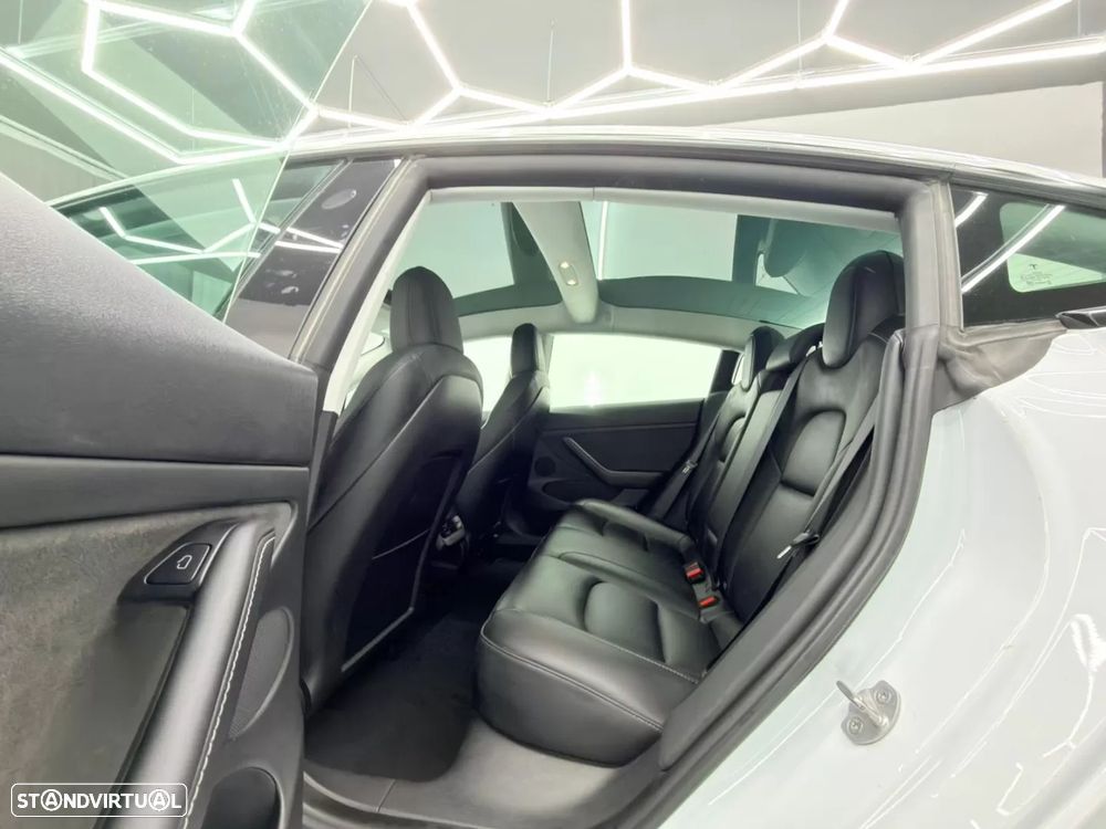 Tesla Model 3 Standard RWD - 10
