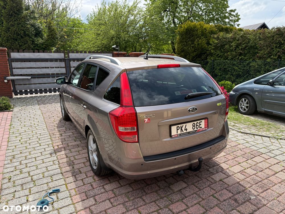 Kia Ceed 1.6 Comfort + - 4