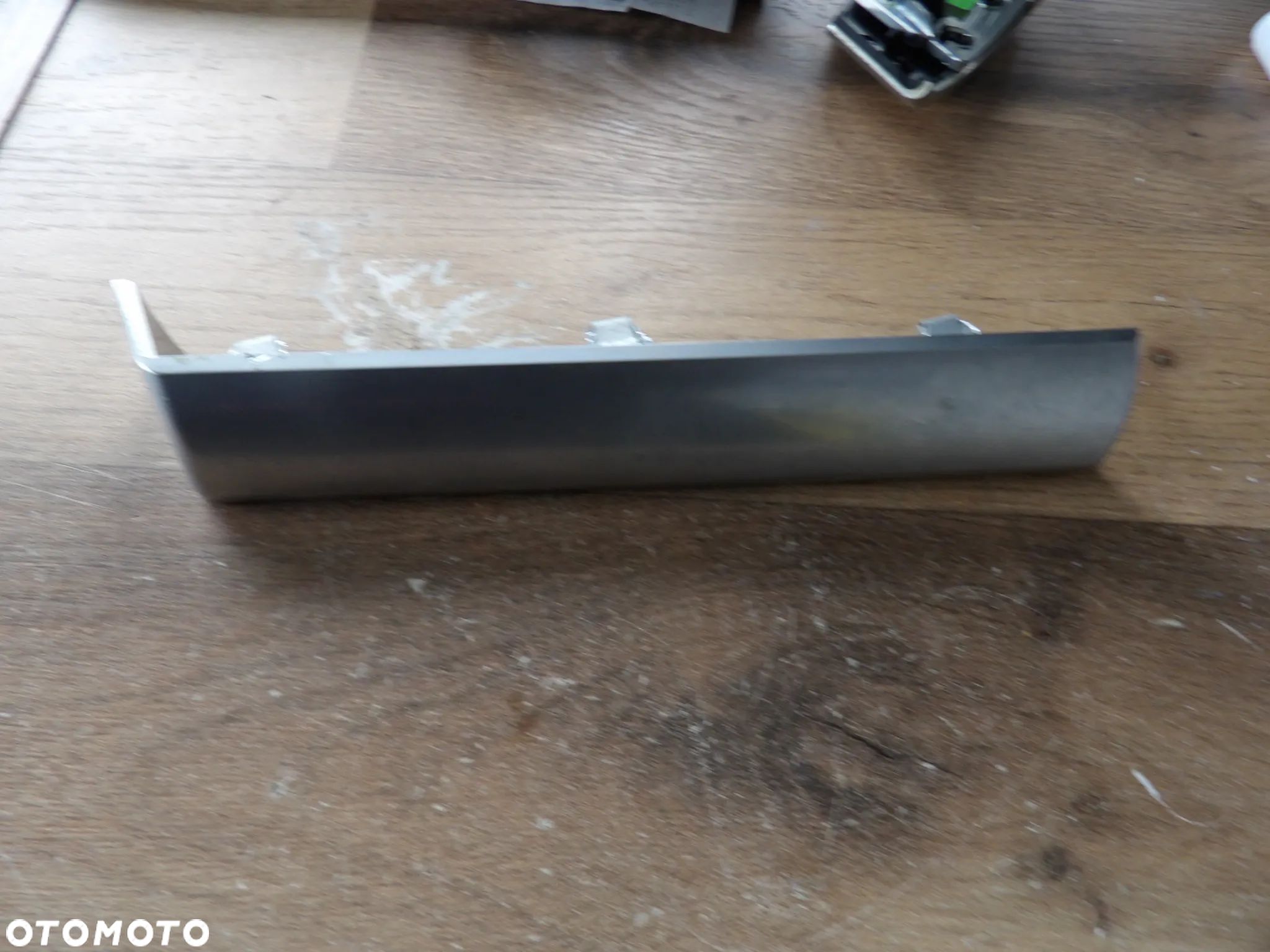BMW - E70,X5 - LISTWA DEKORACYJNA KONSOLI - ALUMINIUM - 6956692 - 1