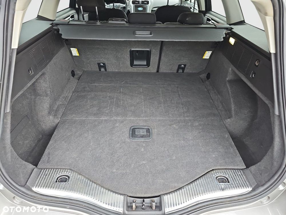 Ford Mondeo - 27