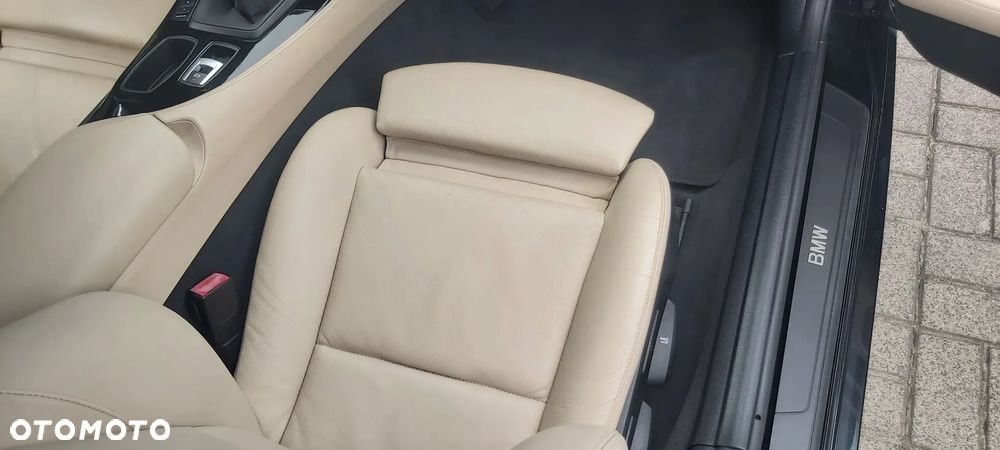 BMW Z4 sDrive30i - 12