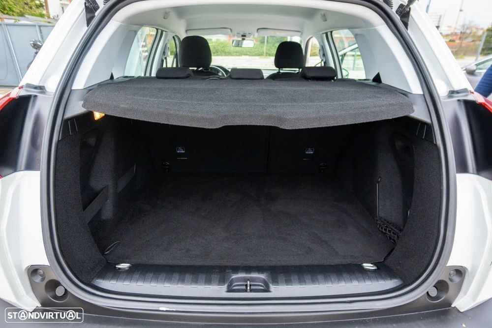 Peugeot 2008 PureTech 110 GPF Stop&Start EAT6 Signature - 16