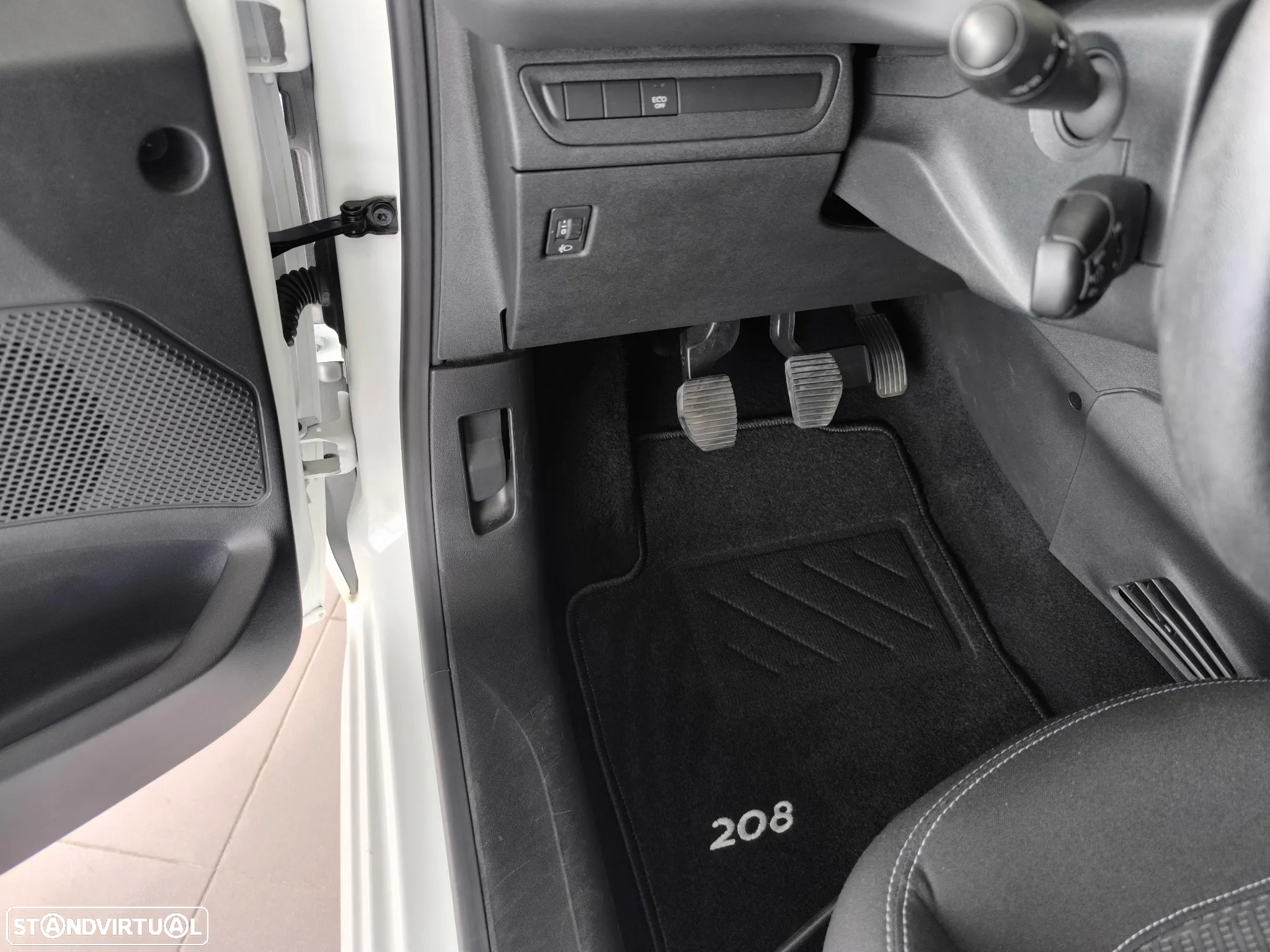 Peugeot 208 1.2 PureTech Active - 16