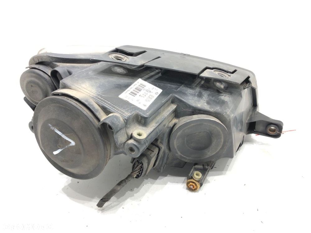 REFLEKTOR LEWY PRZÓD - 213.00 PLN - VW PASSAT B6 Variant (3C5) 2005 - 2011 2.0 TDI 103 kW [140 KM] - 3