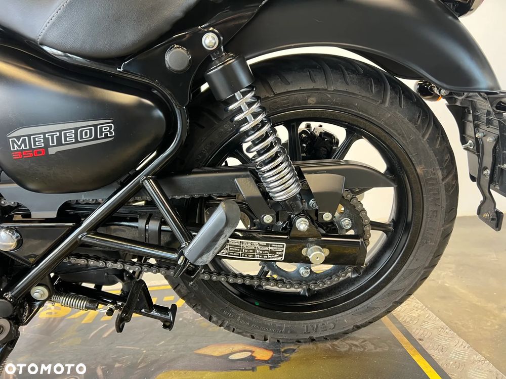 Royal Enfield Meteor - 15