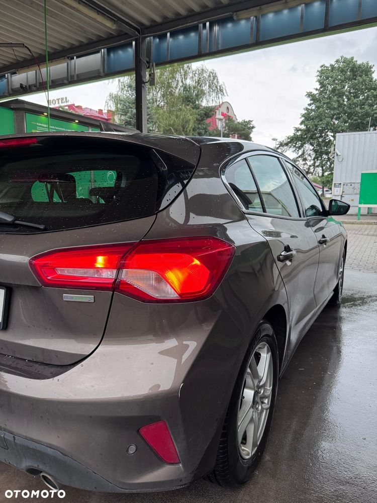 Ford Focus 1.0 EcoBoost Trend Edition Business - 10