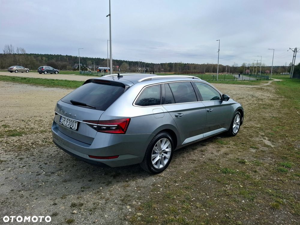 Skoda Superb 2.0 TDI Ambition DSG7 - 10