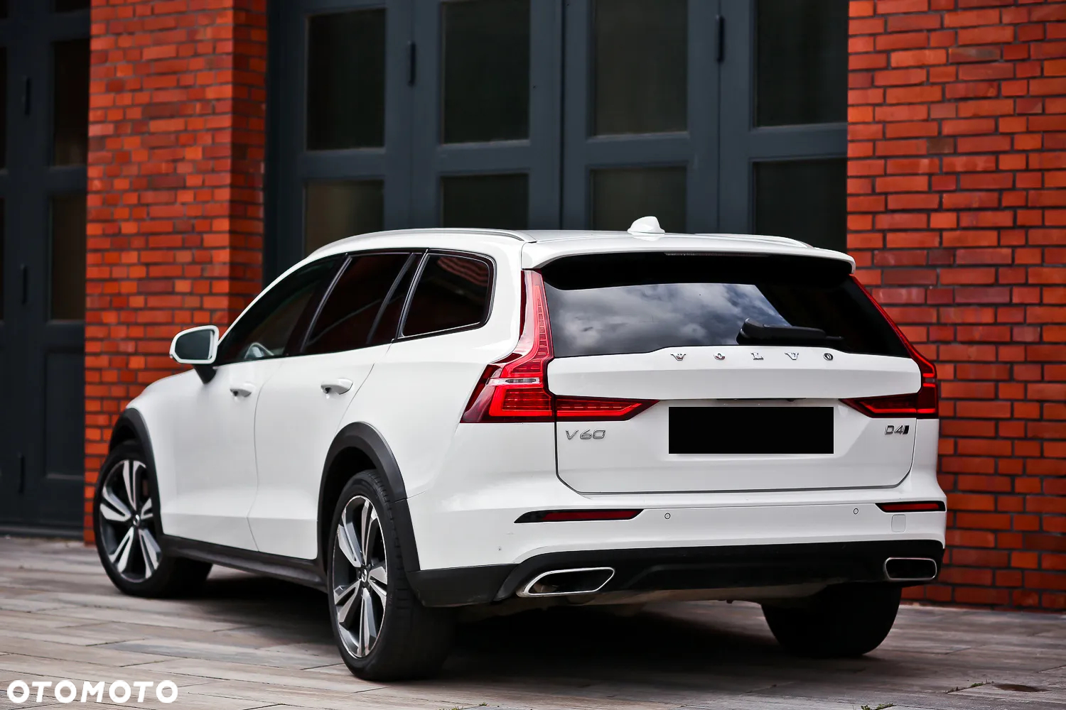 Volvo V60 Cross Country Pro D4 AWD - 12
