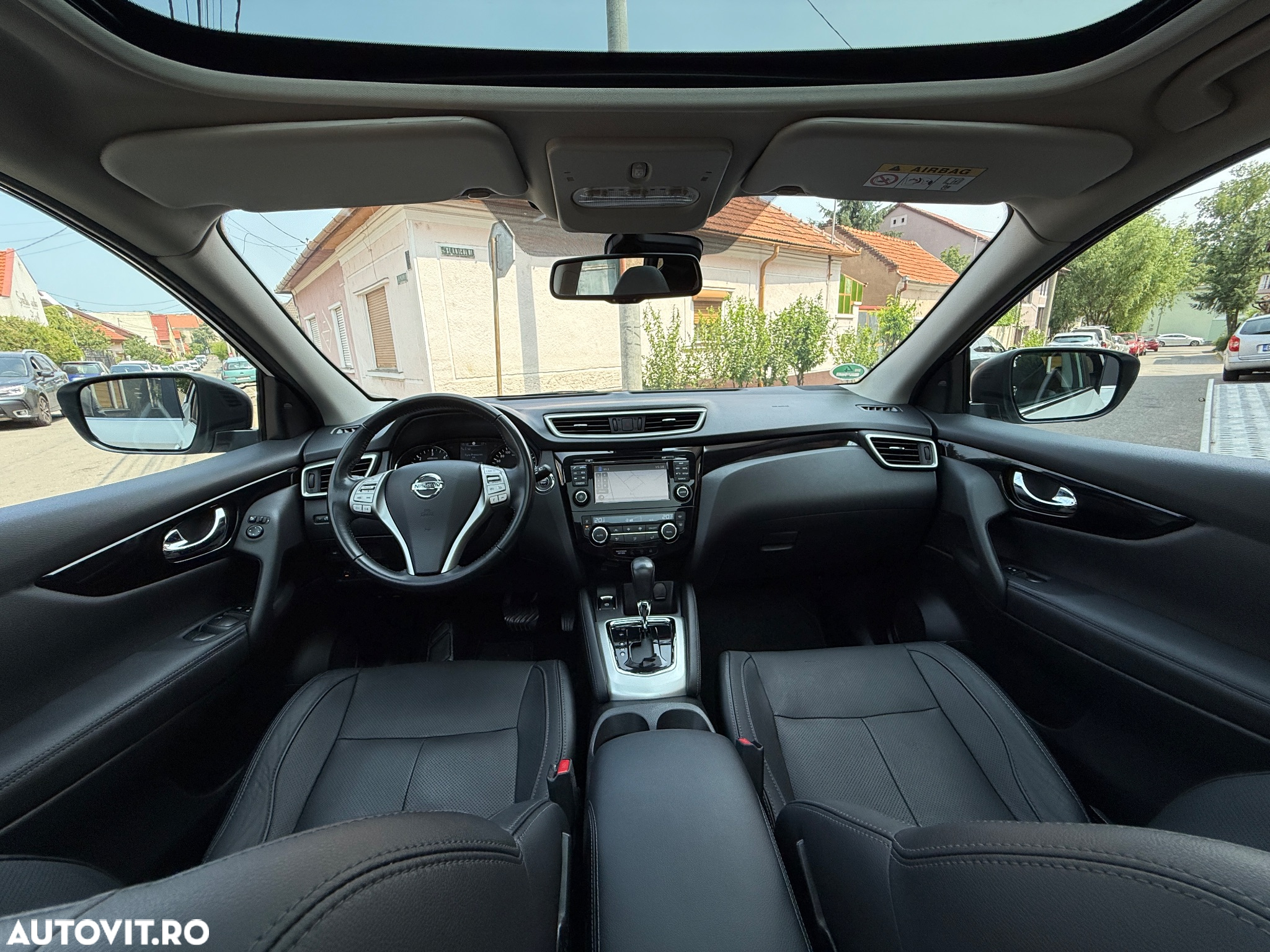 Nissan Qashqai 1.6 DCI Xtronic TEKNA - 5