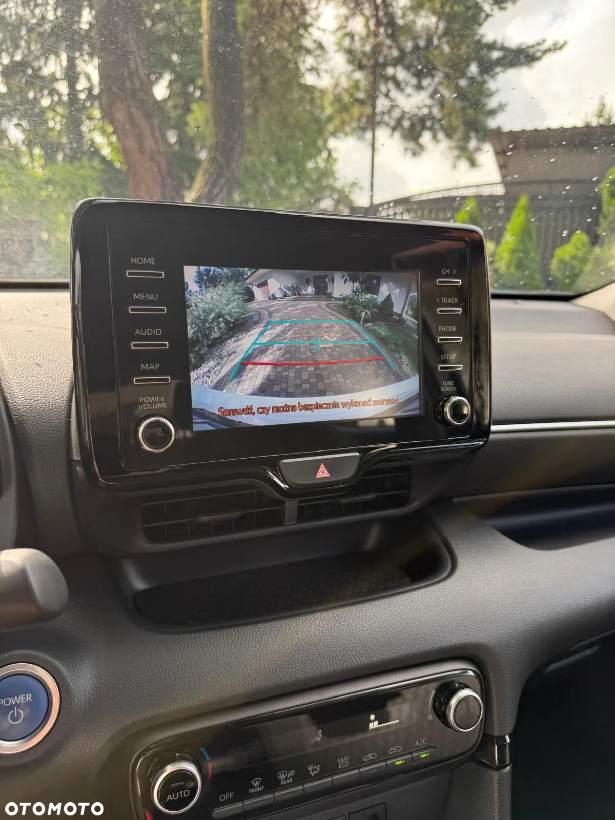 Toyota Yaris Hybrid 1.5 Comfort - 21