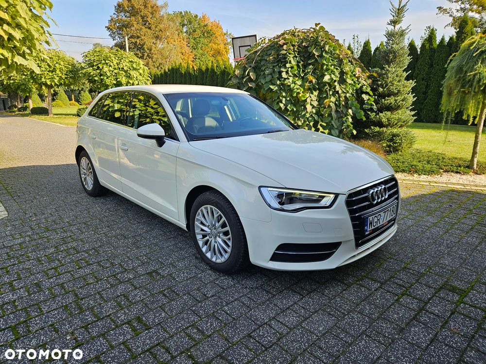 Audi A3 Sportback 2015 photo 5