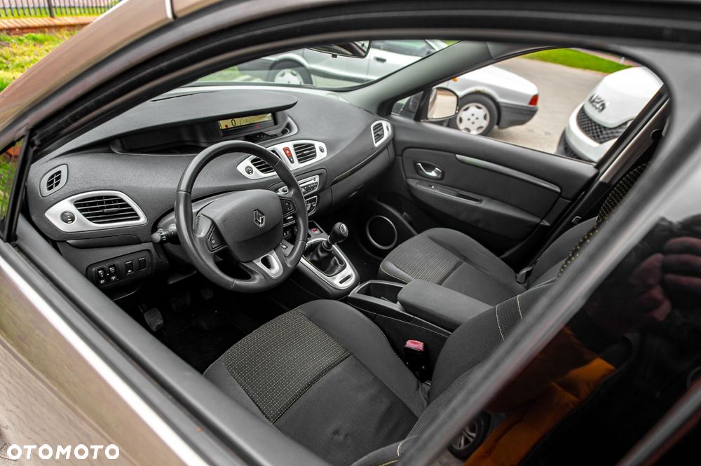 Renault Grand Scenic TCe 130 Luxe - 12