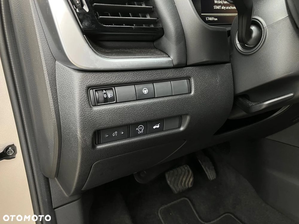Nissan X-Trail 1.5 VC-T mHEV Tekna 2WD Xtronic - 36