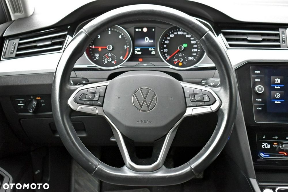 Volkswagen Passat Variant 2.0 TDI EVO Business DSG - 16