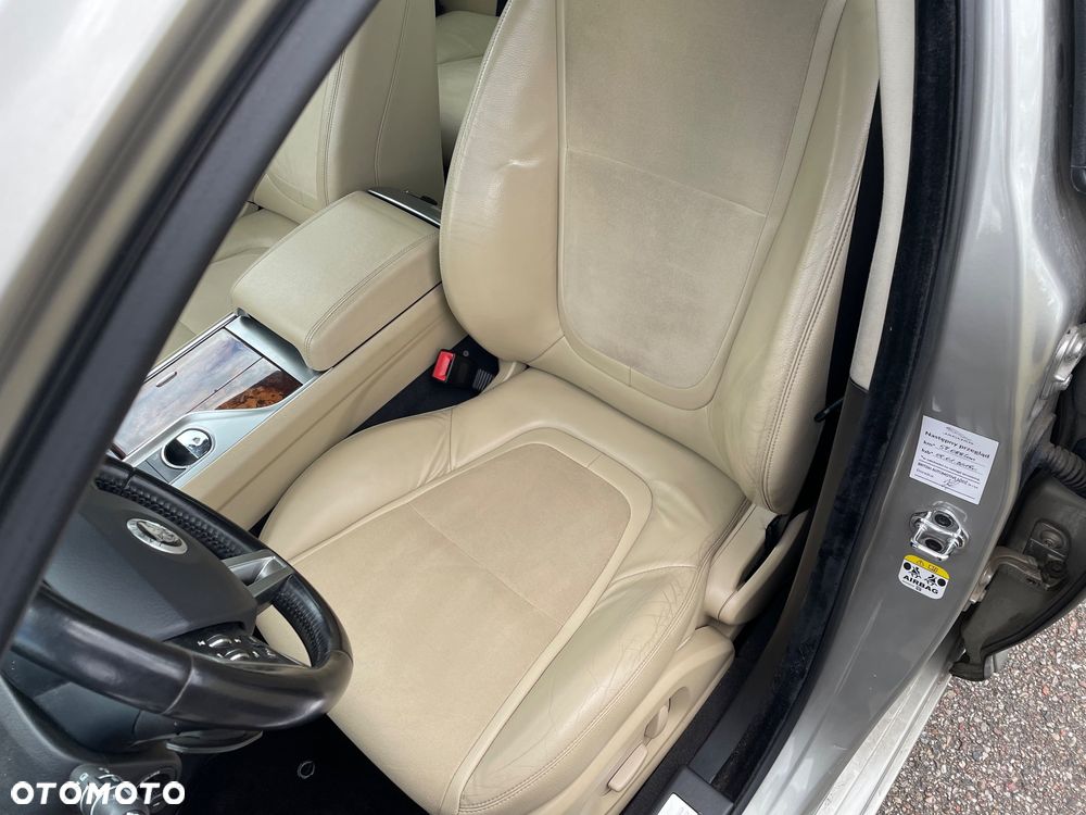 Jaguar XF 2.0 T Luxury - 11