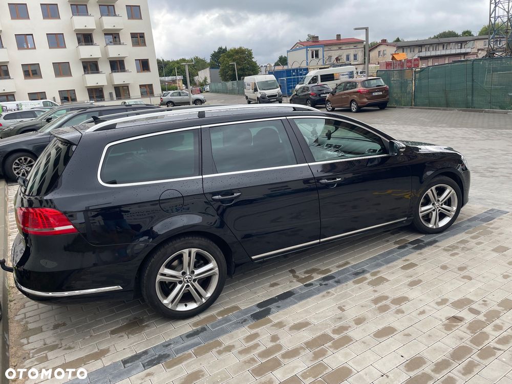 Volkswagen Passat - 4