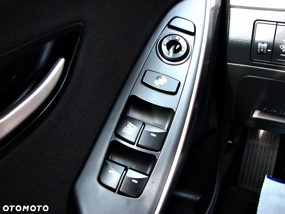 Hyundai i30 1.4 Intro Edition - 29