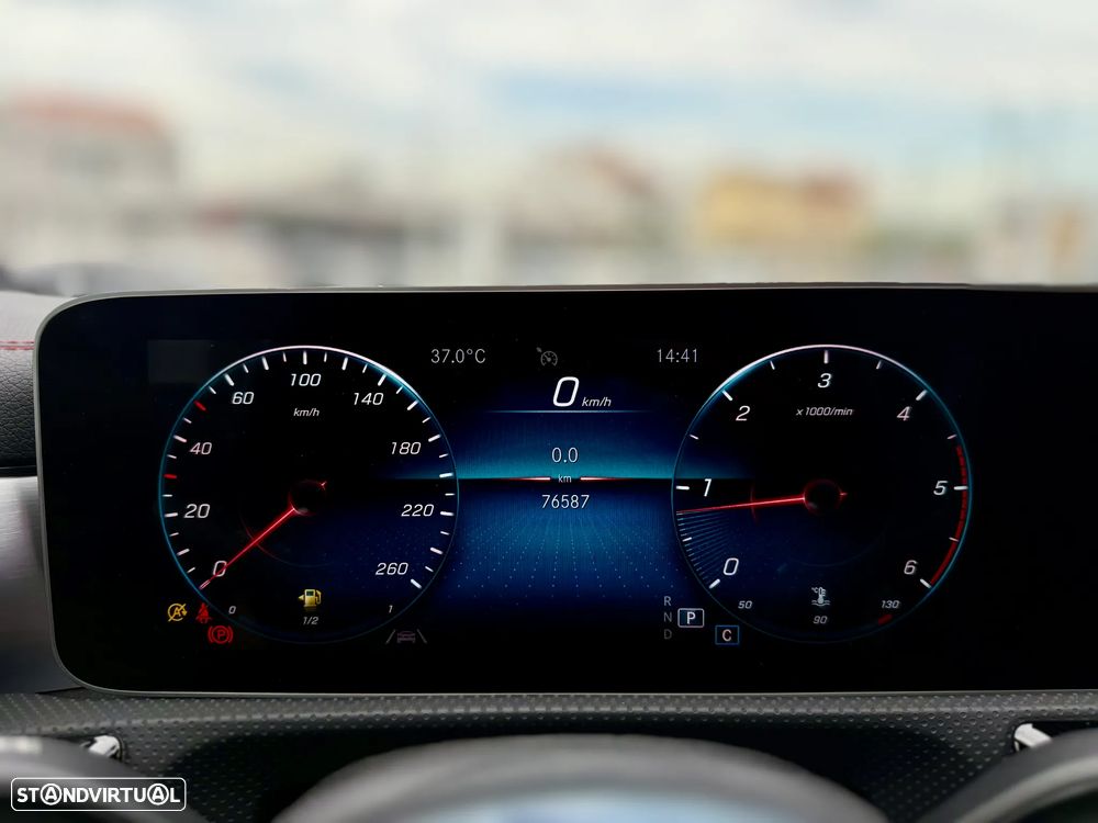 Mercedes-Benz CLA 200 d Shooting Brake AMG Line Aut. - 24