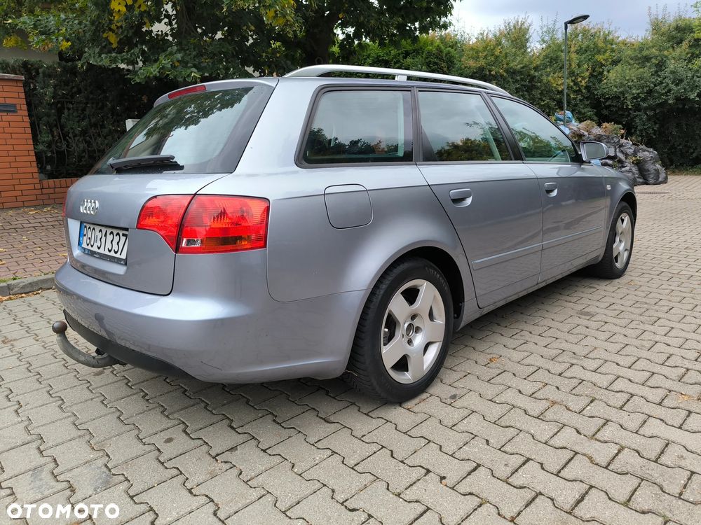 Audi A4 Avant - 3
