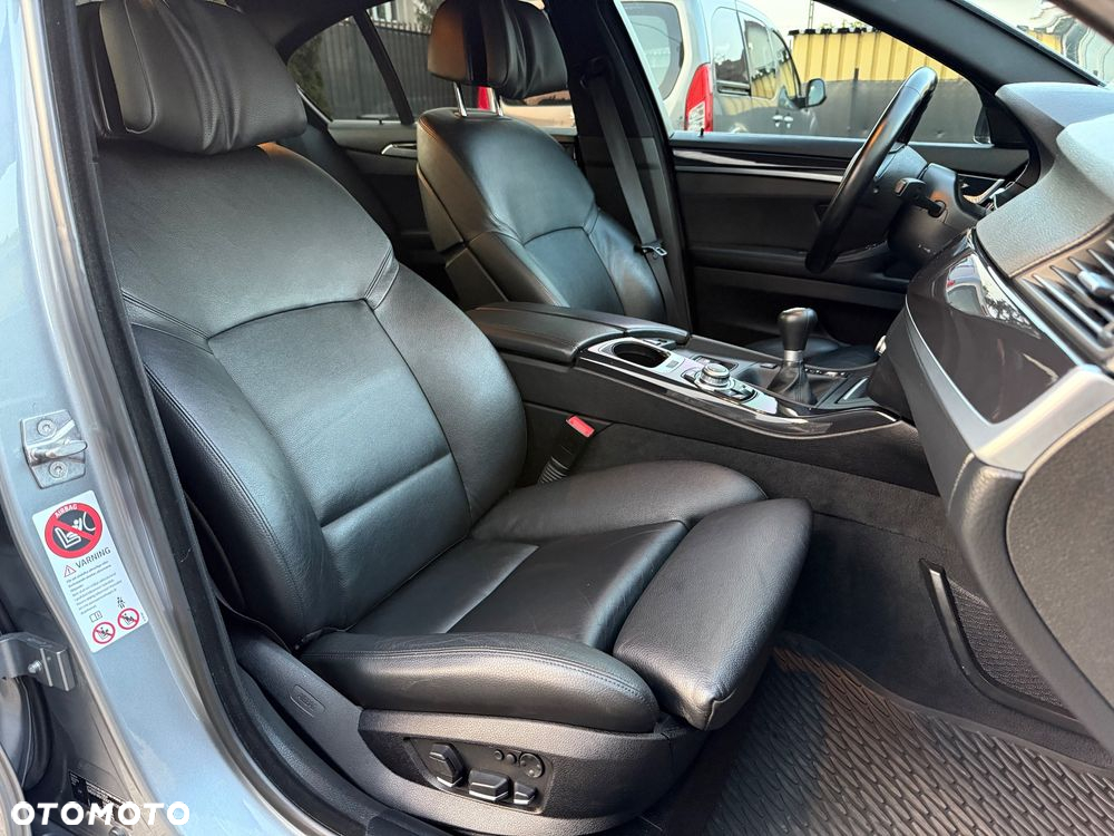 BMW Seria 5 520d Efficient Dynamics Edition - 18