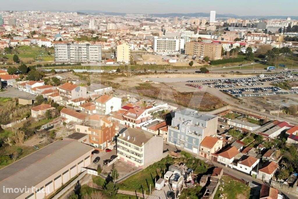 Terreno em excelente localização, Madalena, Vila Nova de Gaia - Grande imagem: 2/17