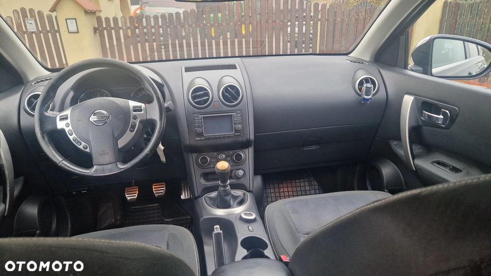 Nissan Qashqai+2 - 19