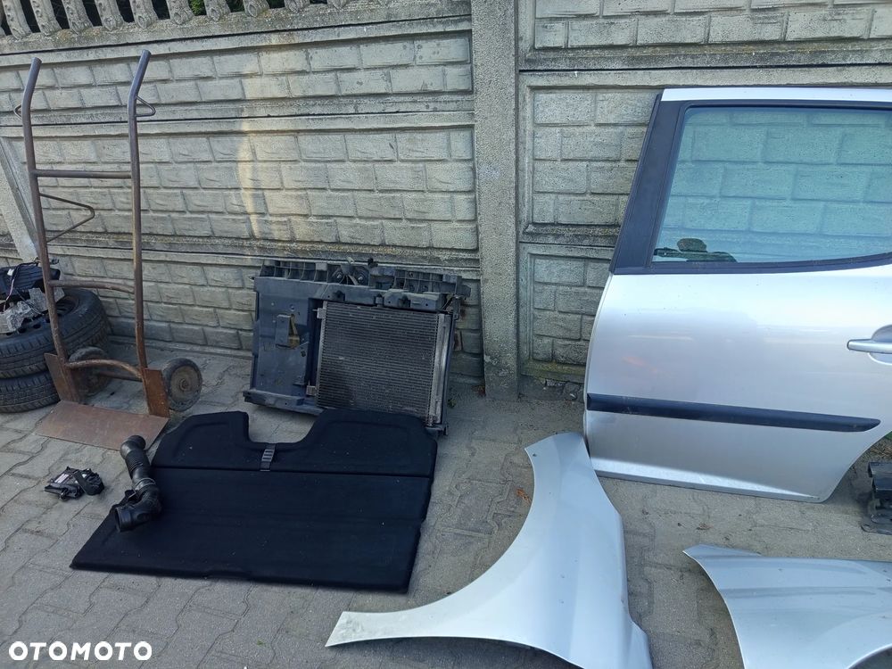 PEUGEOT 207 SW 09r drzwi  tył lampa kombi ezr erzc - 3