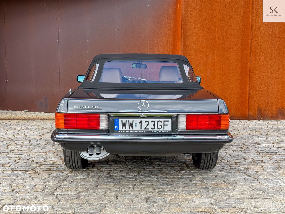 Mercedes-Benz SL - 10