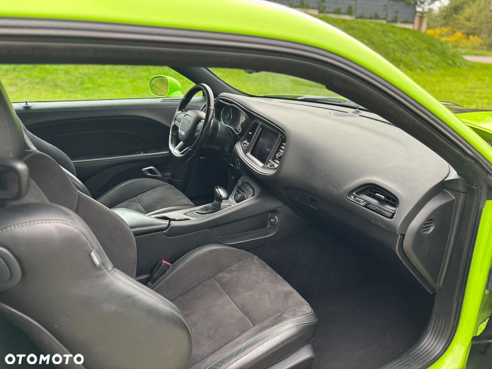 Dodge Challenger 5.7 R/T - 9