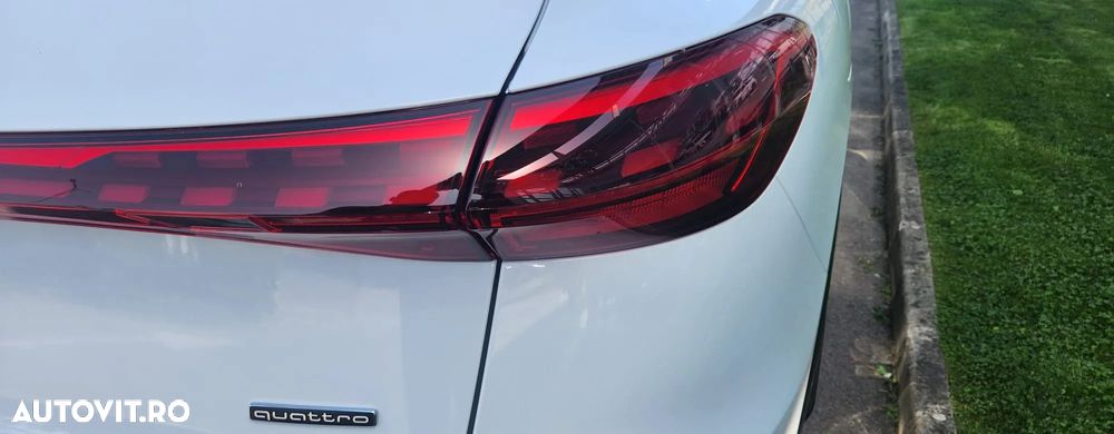 Audi Q5 40 TFSI quattro S tronic MHEV - 11