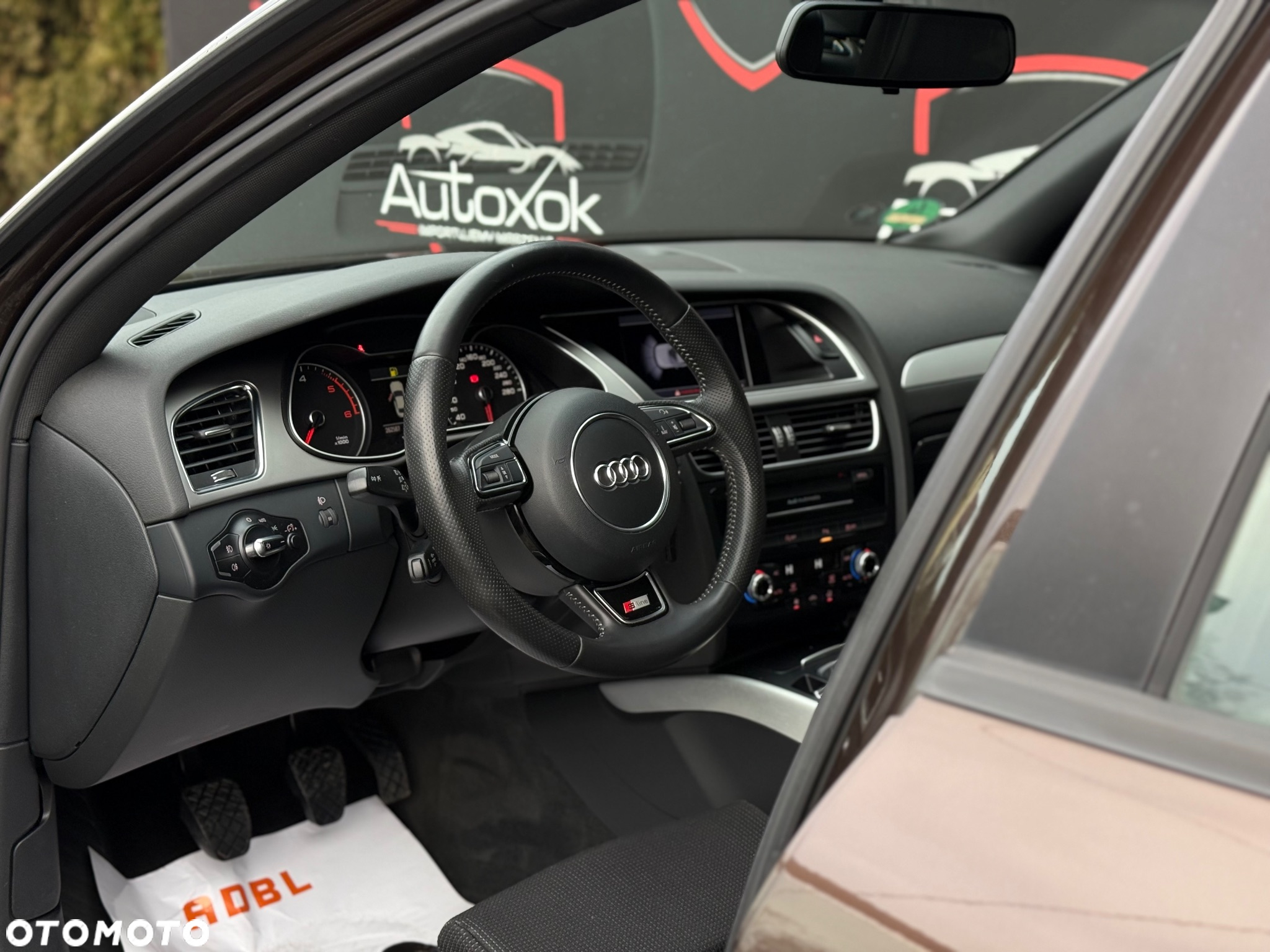 Audi A4 2.0 TDI DPF S line Sportpaket - 20
