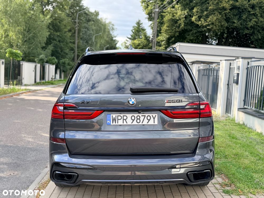 BMW X7 M50i sport - 9